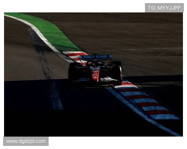 F1赛事最新动态:车队战略变动与车手表现引发热议 F1赛事最新动态:车队战略变动与车手表现引发热议