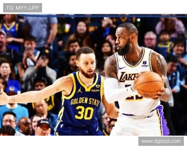 勒布朗与库里争锋再度上演，湖勇大战成季后赛最大看点