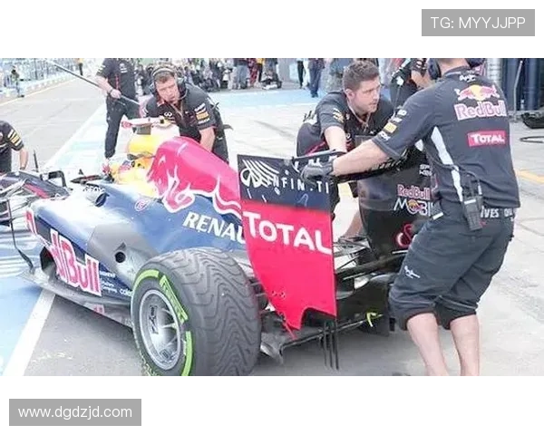 F1赛季新规则引发热议 多支车队纷纷调整策略应对挑战