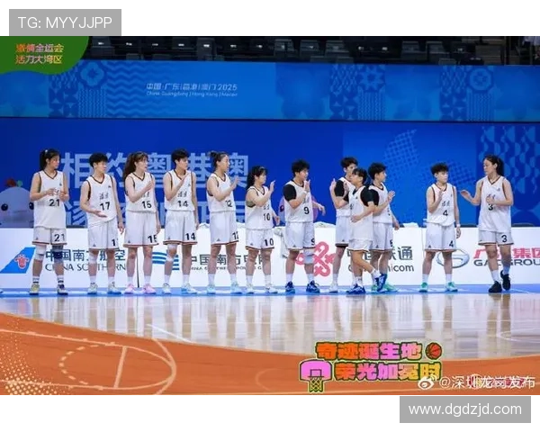 篮球世界杯赛场激战正酣 中国队勇敢拼搏力争更高荣誉 篮球世界杯赛场激战正酣 中国队勇敢拼搏力争更高荣誉